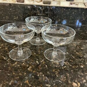 Vintage Elegant Clear Glass Coupe Set
